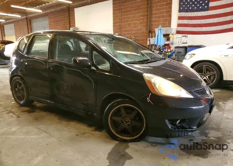 2010 Honda Fit Sport из США, поврежденный, VIN JHMGE8H61AS024478